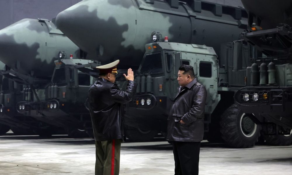 金正恩现场指导 朝鲜试射洲际导弹